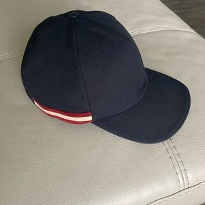 Bally baseball cap. Size XL, 60m